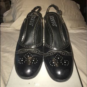Spectator Sling-back Franco Sarto pumps